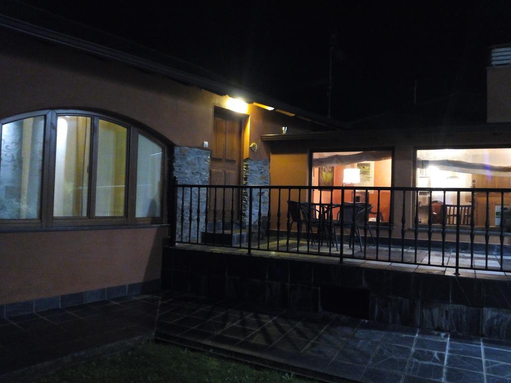 La Searila Guest House Seares Екстериор снимка