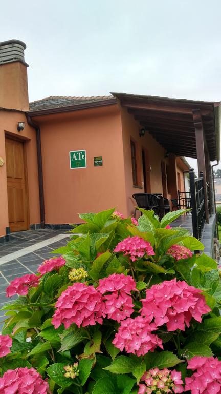 La Searila Guest House Seares Екстериор снимка